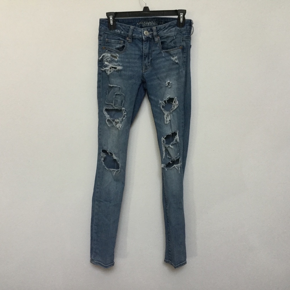 American Eagle Skinny Mid Wash Heavily Distressed Jeans Size 2 Super Stretch